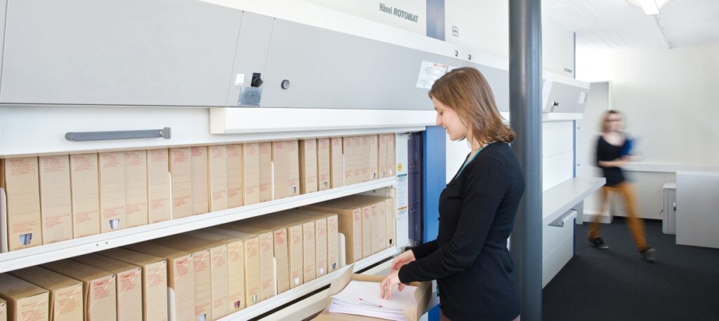 Office Rotomat 12 Haenel Logistic Systems